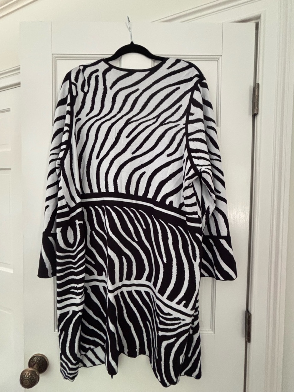 Chico’s Zebra Print Cardigan – XXL